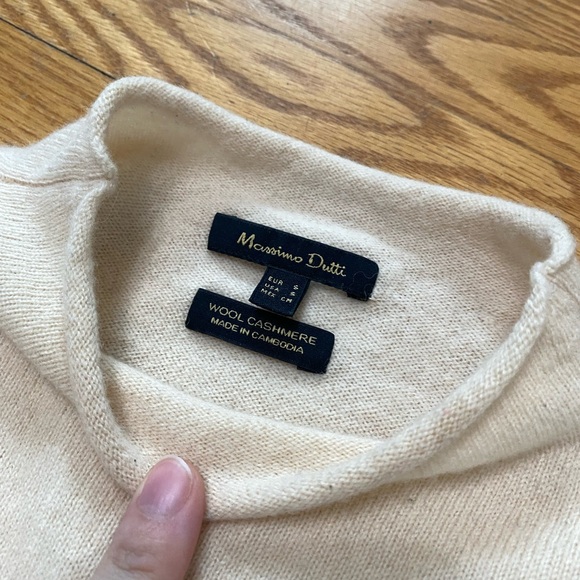 Wool Cashmere mock neck sweater - Picture 2 of 2